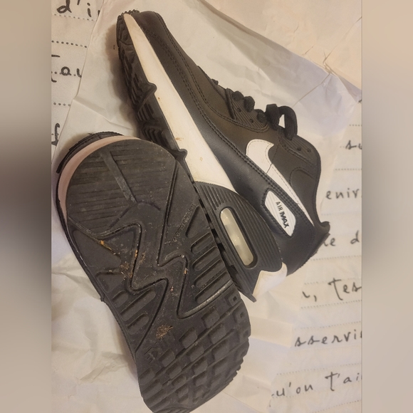 Black and White Classic AirMax 90s - Picture 3 of 4